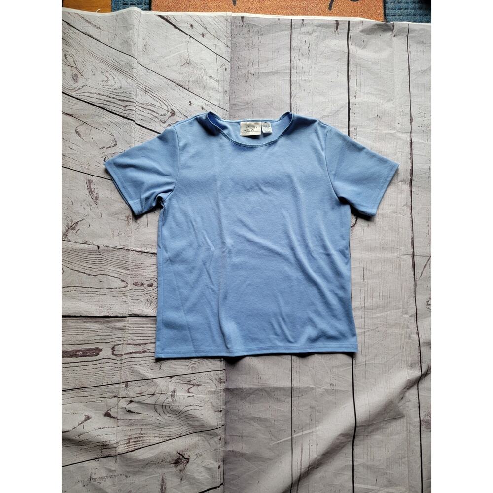 Kathie Lee T Shirt Size Medium Light Blue